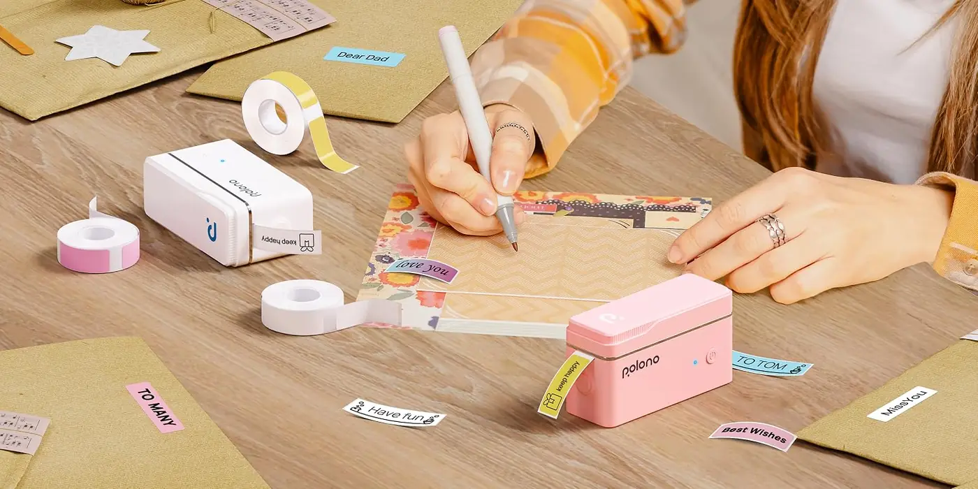 Compact Polono label makers used for portable labeling tasks